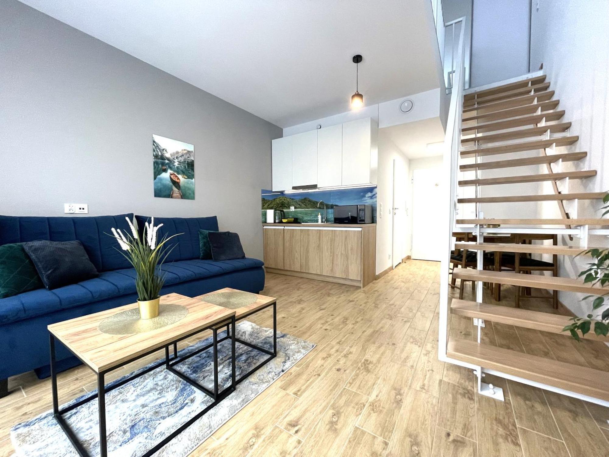 By The River - Center Apartment